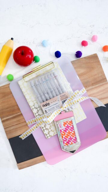 Back to School Teacher Gift Idea 💗✏️

This pink ombré clipboard is adorable! Pair it with a notebook, my favorite Pilot FriXion erasable pens, and a cute lanyard with $$ for coffee.

COMMENT “shop” and I’ll send you links to make this.

#teachergift #teachergiftidea #backtoschool #giftsforteachers #cutestgiftever #DIYgifts #thankyouteacher / https://liketk.it/5kzjJ