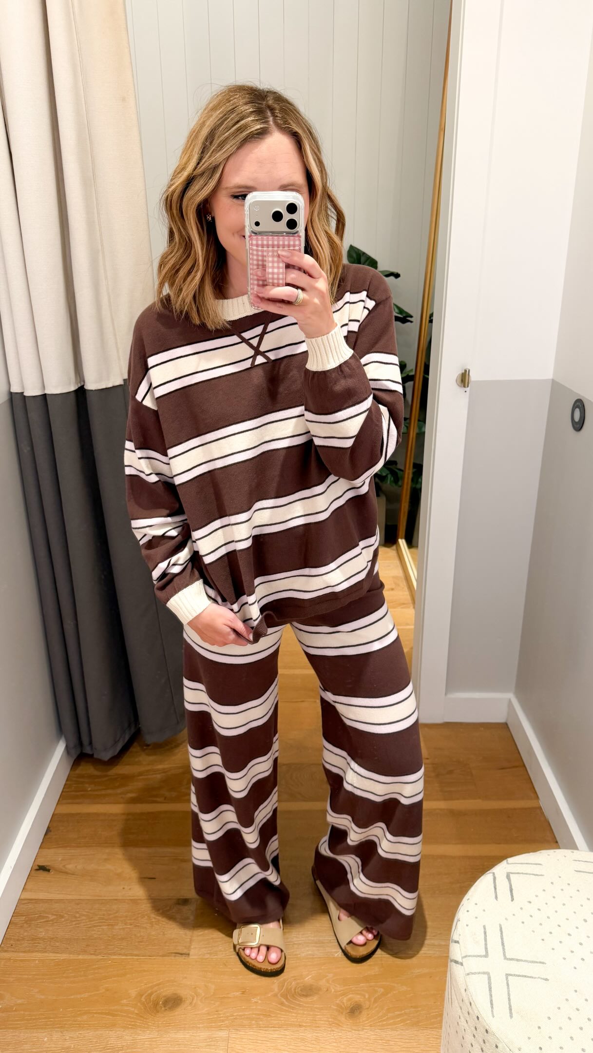 Extra 20% off this weekend only! 🤍 Comment “shop” for the links to all 6 cozy Aerie outfits + the promo code!

From cozy sets to everyday favorites, these are the kind of outfits I want to live in all season long. 🧸✨

#Aerie #AerieStyle #LTKFinds #CozyOutfits #AffordableFashion / https://liketk.it/6qI3z