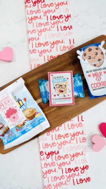 Last Minute Classroom Valentines Ideas 💌

You can grab all of these at the grocery store and the printables are under $2.50-$4.50!

COMMENT “shop” for the link to shop the last minute easy classroom valentines.

#valentinesgifts #valentinesdaycards #valentinesdayideas #valentinesparty / https://liketk.it/5S6ck