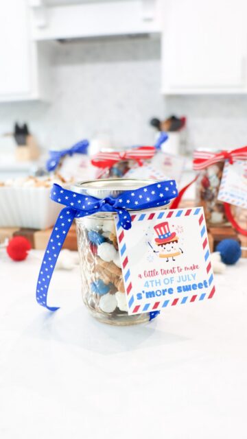 One S’mores mix... two cute ways to serve it! 🇺🇸✨

Whether you’re setting out a snack bowl for your 4th of July party or putting together a simple hostess gift, this patriotic s’mores mix is always a hit. ❤️💙🤍

Fill a bowl for everyone to enjoy, or layer it in a clear jar, tie on a festive ribbon, and add my printable gift tag for the sweetest little treat. So easy, so cute, and perfect for summer celebrations!

Comment SHOP and I’ll send you everything you need. 🍫✨

#4thofJulyIdeas #PatrioticTreats #SummerHosting #EasyGiftIdea #MomLifeHacks / https://liketk.it/6hl0I