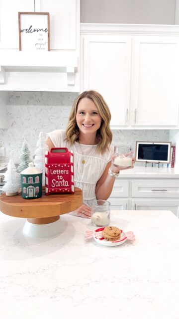 IYKYK… 👀🎄 An icon-style glass for $5?! At @pOpshelf?! Say less. #pOpshelfPartner

And it wasn’t the only find that had me doing a double take—the $3 dish, $5 drum candle and $10 décor find were TOO good.

I’m loving how these affordable Christmas finds came together to create that high-end, collected look without the high-end price tag. ✨

If you’re decorating for Christmas, head to your local pOpshelf before your favorites sell out!

#pOpshelf #ChristmasDecor #ChristmasDecorating #HolidayDecor