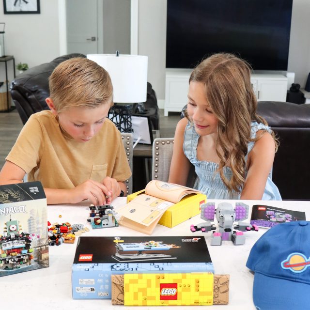 #AD @LEGO Insiders® is so awesome! If you haven’t joined yet - definitely sign up. ❤️

It’s a loyalty program where members can earn points which can be redeemed for rewards, discounts and even tickets to LEGOLAND. ✨

You’ll get access to fun things like a gift with purchase and early access to selected sets.

The kids earned 20 points for each LEGO® bricks set we registered and we’ve gotten so many great rewards since being members.

Sign up for LEGO Insiders to get #thatmembershipfeeling! #LEGOPartner