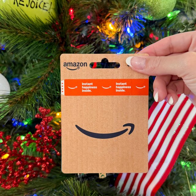 ✨On the 12th day of Christmas…🎄I’m so excited to be gifting one of you a $100 Amazon Giftcard. 

🎅🏼Here’s how to enter:
1️⃣Like this post
2️⃣Follow me @marquis_clarke 
3️⃣Comment telling me what you would buy + Tag a friend in the comments below (1 comment = 1 entry so tag as many as you would like!)

❤️BONUS entry ❤️Share this post on your stories and tag me

🎄INSIDER TIP: 🎄There’s also one more bonus entry in my stories!

RULES. Gifting starts 12/1 at 7pm CST and ends 12/14 at 11:59pm CST. The winners will be chosen at random and announced on 12/15. Public and private accounts may enter. Open to USA only. Per Instagrams rules: this sweepstakes is in no way sponsored, administered or associated with Instagram. No purchase necessary, void where prohibited. By entering, entrant confirms they are 18 years of age or older, and agrees to Terms and Conditions and privacy policy here: We release Instagram of any responsibility and agree to Instagrams terms of use.

#gifting #givingback #christmastime #12DaysofChristmas #favoritegifts #amazonmusthave #amazonfinds