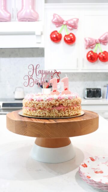 Making Brooke’s cherry-sweet Rice Crispy cake was just as fun as celebrating her 🎀🍒

This year, instead of a traditional cake, she requested that I make a homemade, 2-tiered Rice Krispy Cake✨Soft, gooey layers topped with the cutest pink details… the homemade touch made it extra special💝

Proof you don’t need a bakery to make birthday magic happen 🙌🏻

COMMENT “shop” for the links🍒

#BirthdayCakeIdeas #RiceCrispyTreats #HomemadeMagic #MomLifeHacks #PartyInspo / https://liketk.it/67RxA