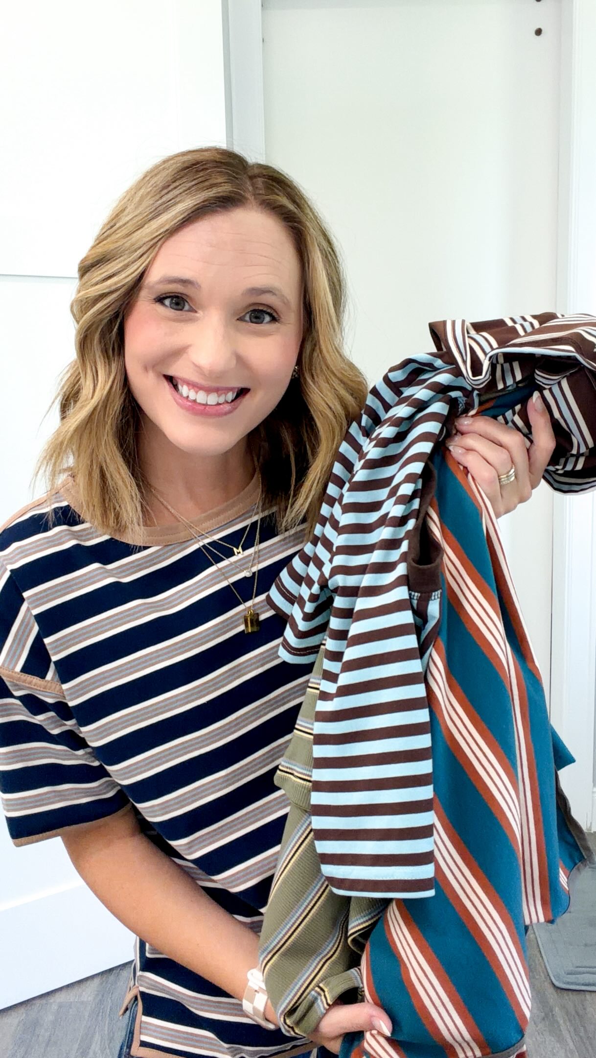 5 striped tees I’d actually wear on repeat. 🤍

COMMENT “shop” for the links.

Easy striped tees + casual outfit ideas for everyday mom life. Striped Tees are the kind of wardrobe basics I reach for over and over.

Save this for your next wardrobe refresh! 👀

#StripedTees #StripedTShirt #CasualOutfits #WardrobeBasics #EverydayStyle / https://liketk.it/6pnpl