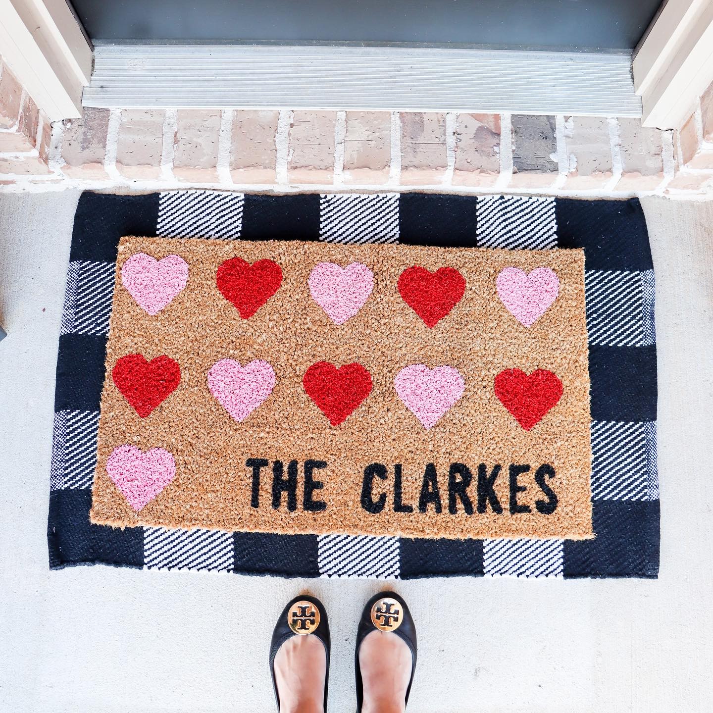 Don’t mind me, I’ll just be over here swooning over my new @shutthefrontdoordoormats doormat!! This is the first of many orders I will be placing!! They are so adorable!!

She has such cute sayings and custom options available for holidays and everyday. Tap the link in my stories to see more + use promo code CLARKE15

&& the cherry on top! She is a third grade teacher and I just love supporting a small business #shopsmall ♥️♥️ #ltkhome #ltkunder50